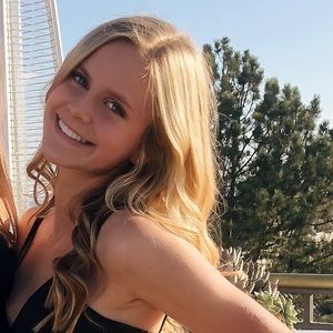 Meet your Posher, Charlotte